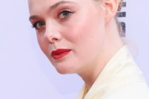 Elle Fanning – Sleek Low Bun Updo (2023) – Daily Front Row’s 7th annual Fashion Los Angeles Awards