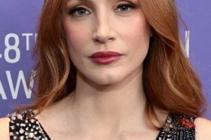 Jessica Chastain – Long Curled Hairstyle (2023) – Chaplin Award Gala