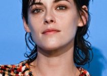 Kristen Stewart – Short Grunge Mullet – 73rd Berlinale International Film Festival Berlin