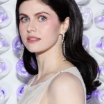 Alexandra Daddario - Long Curled Hairstyle (2023) - [Hairstylist: Marty Harper] - 20230501