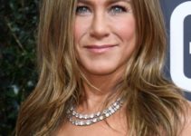 Jennifer Aniston – Long Curled Hairstyle – 77th Annual Golden Globe Awards