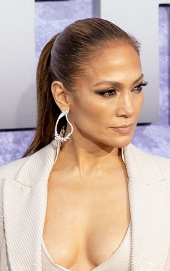 Jennifer Lopez - Half Up Half Down Hairstyle (2023) - [Hairstylist: Lorenzo Martin] - 20230510