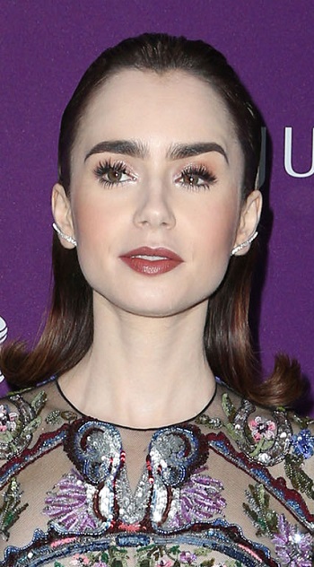 Lily Collins - 60s Flip Vintage Hairstyle - [Hairstylist: Gregory Russell] - 20170221