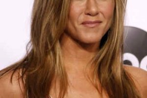 Jennifer Aniston – Hot Blowout – 2015 Vanity Fair Oscar Party