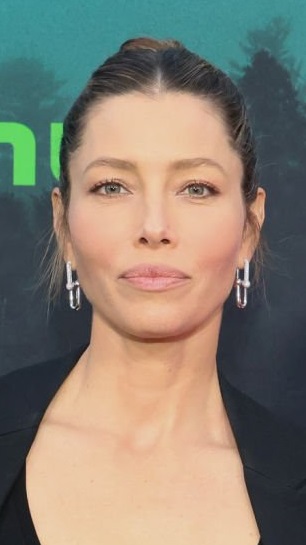 Jessica Biel - Simple Updo (2023) - [Hairstylist: Anh Co Tran] - 20230531