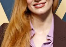 Jessica Chastain – Long Curled Hairstyle (2023) – Showtime’s “George & Tammy” Emmy FYC Event