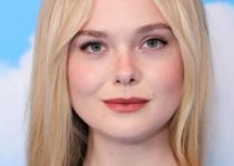 Elle Fanning – Simple Straight Hairstyle (2023) – Longchamp Launch Party