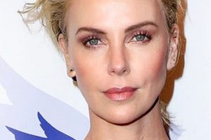 Charlize Theron – Textured Ponytail – Cinema For Peace International Committee & Nominee Dinner