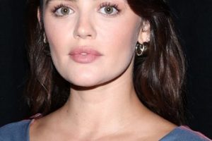 Lucy Hale – Long Curled Hairstyle (2023) – New York Fashion Week – Altuzarra Show