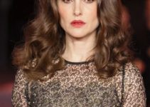 Natalie Portman – Voluminous Long Curled Hairstyle (2023)- 3rd Annual Academy Museum Gala