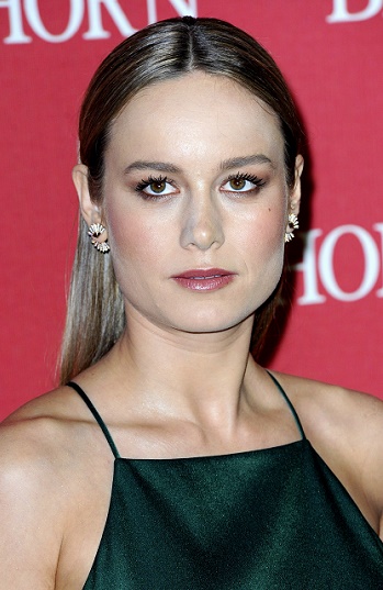 Brie Larson - Long Straight Hairstyle - 20160102
