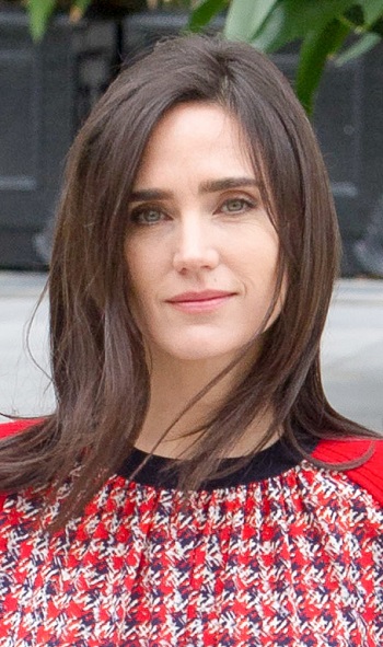 Jennifer Connelly - Basic Blowout Hairstyle - 20150121