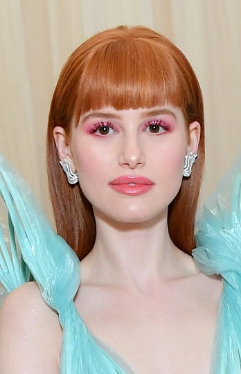 Madelaine Petsch - Long Straight Hairstyle/Faux Bangs - 20190506