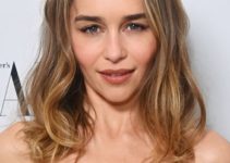 Emilia Clarke – Soft Beachy Hairstyle – Harper’s Bazaar Women of the Year Awards 2023