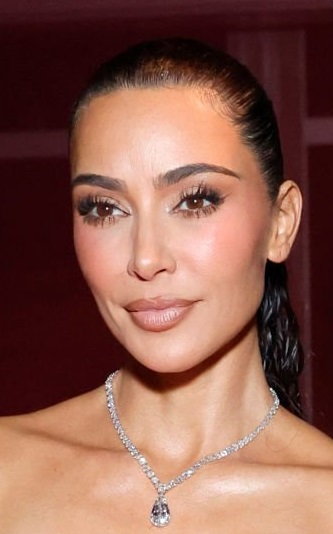 Kim Kardashian - Wet-Look High Curly Ponytail - (2023) - [Hairstylist: Chris Appleton] - 20231104