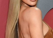 Kim Kardashian – Super Long Blonde Hairstyle – 2023 GQ Men of the Year Event