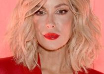 Kate Beckinsale Stuns Fans with Hot New Blonde Beachy Bob (2023)