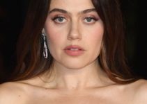 Molly Gordon – Elegant Long Hairstyle (2023) – Academy Museum of Motion Pictures 3rd Annual Gala