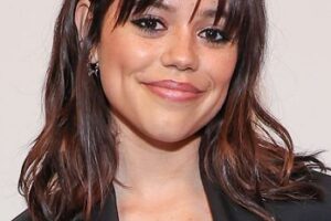 Jenna Ortega – Shoulder Length Hairstyle/Wispy Bangs (2024) – MPTF’s 17th Annual Evening Before