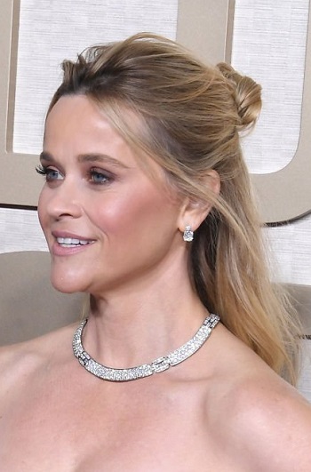 Reese Witherspoon - Half Updo (2024) - [Hairstylist: Lona Vigi] - 20240107