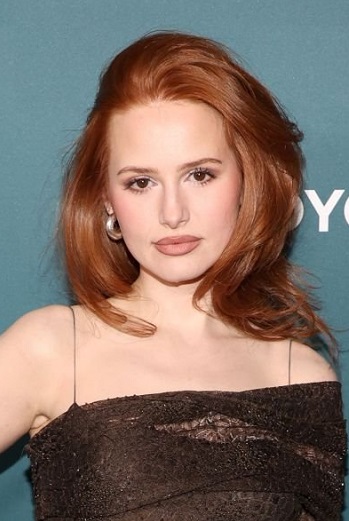 Madelaine Petsch - Long Curled Hairstyle (2024) - [Hairstylist: Ryan Richman] - 20240127