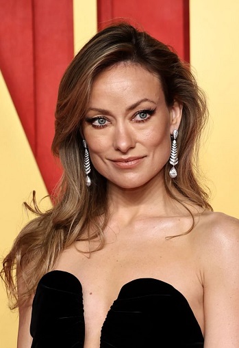 Olivia Wilde - Long Curled Hairstyle (2024) - 20240310