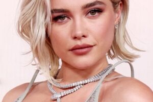 Florence Pugh – Long Textured Bob Best Haircut This Year – 96th Annual Academy Awards
